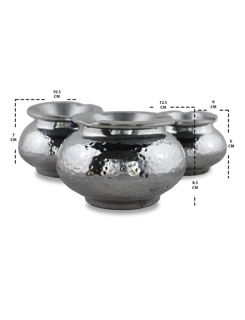 Set of 3 hammered aluminum ashtrays